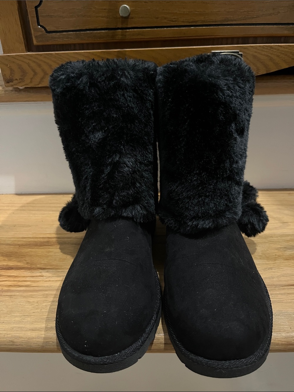 Women's Black Faux Fur Mid-Calf Winter Boots
